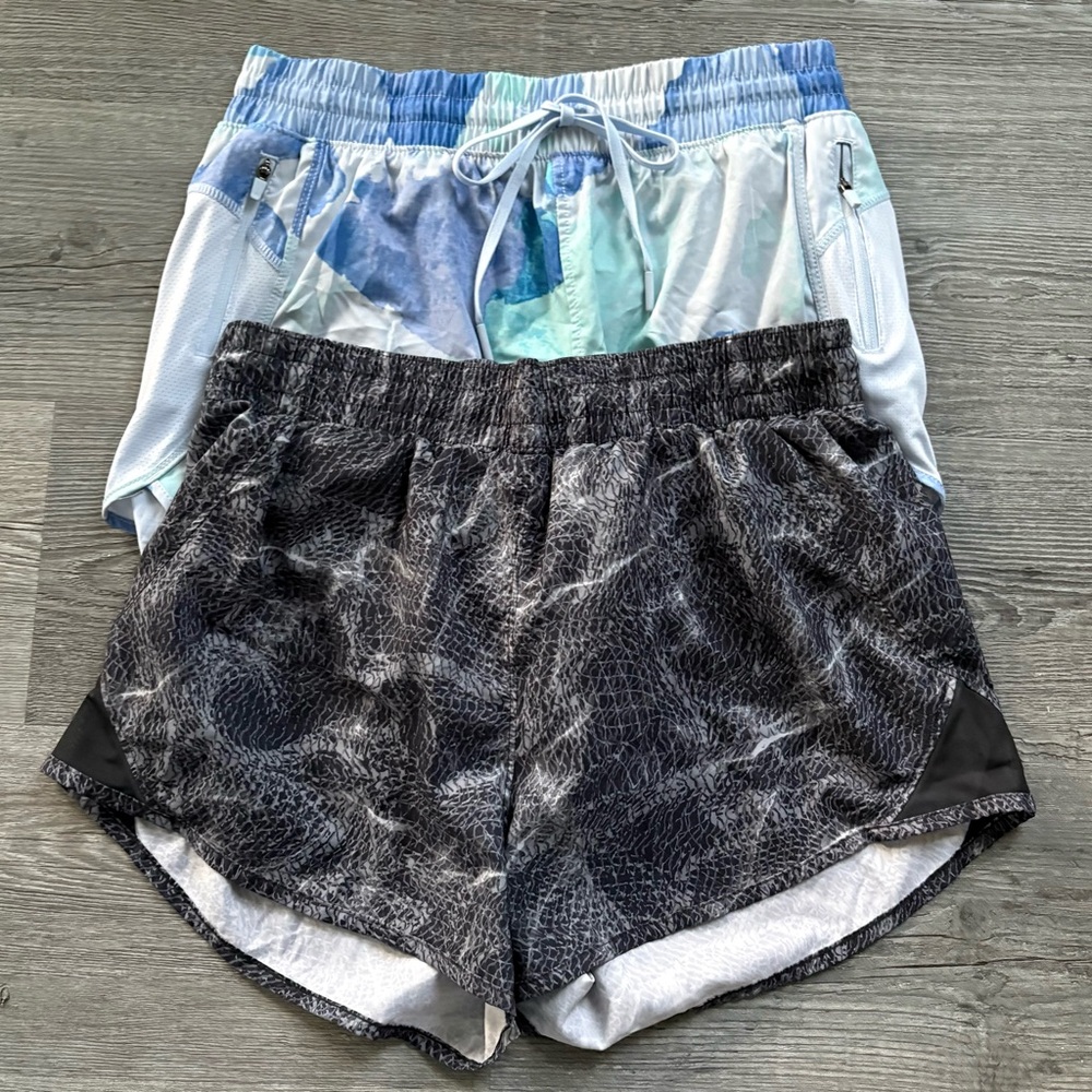 Velocity & All in Motion Black Marble and Blue Mint Athletic Shorts
Women size M
